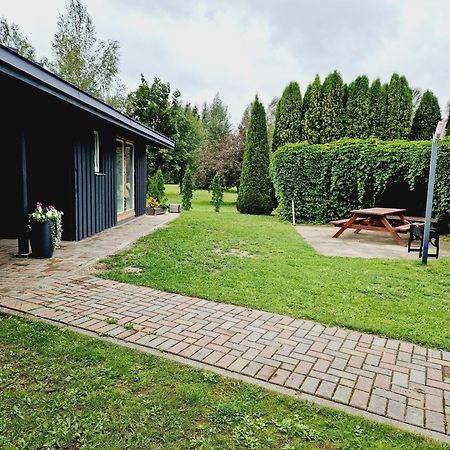 Guest House Podnieki Ventspils Dış mekan fotoğraf