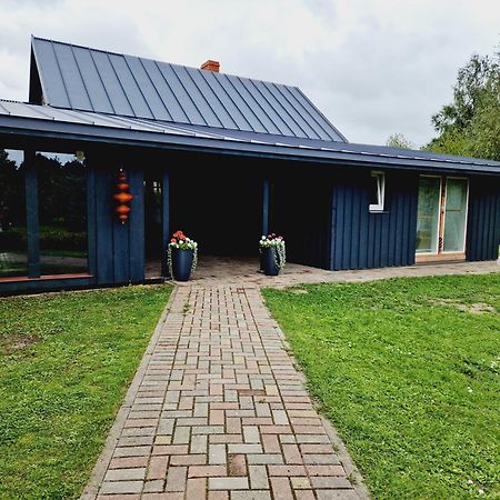 Guest House Podnieki Ventspils Dış mekan fotoğraf